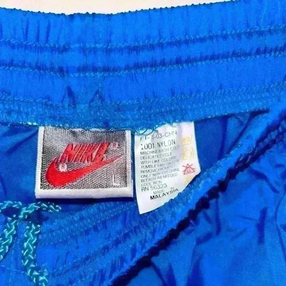 Nike Blue Sweatpants Size Large 100% Nylon Embroidered Logo Side Zip - Picture 5 of 6